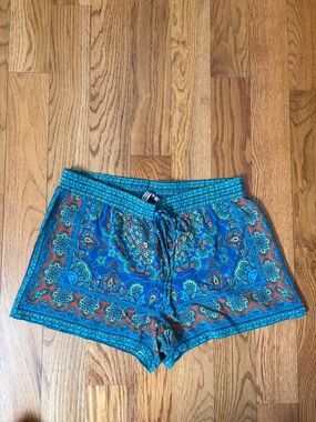Blue Paisley Print Casual Women’s Shorts